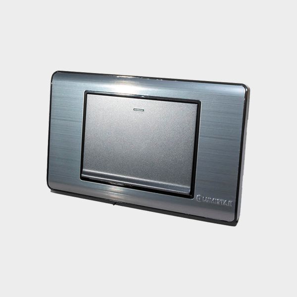Imagen de INTERRUPTOR SENCILLO 3WAY PLATA LUMISTAR
